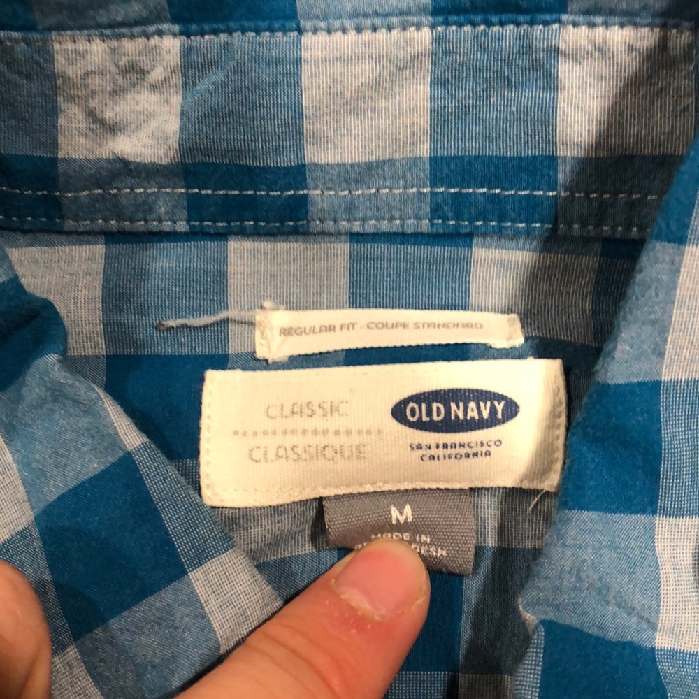 Old navy button down - Picture 2 of 2